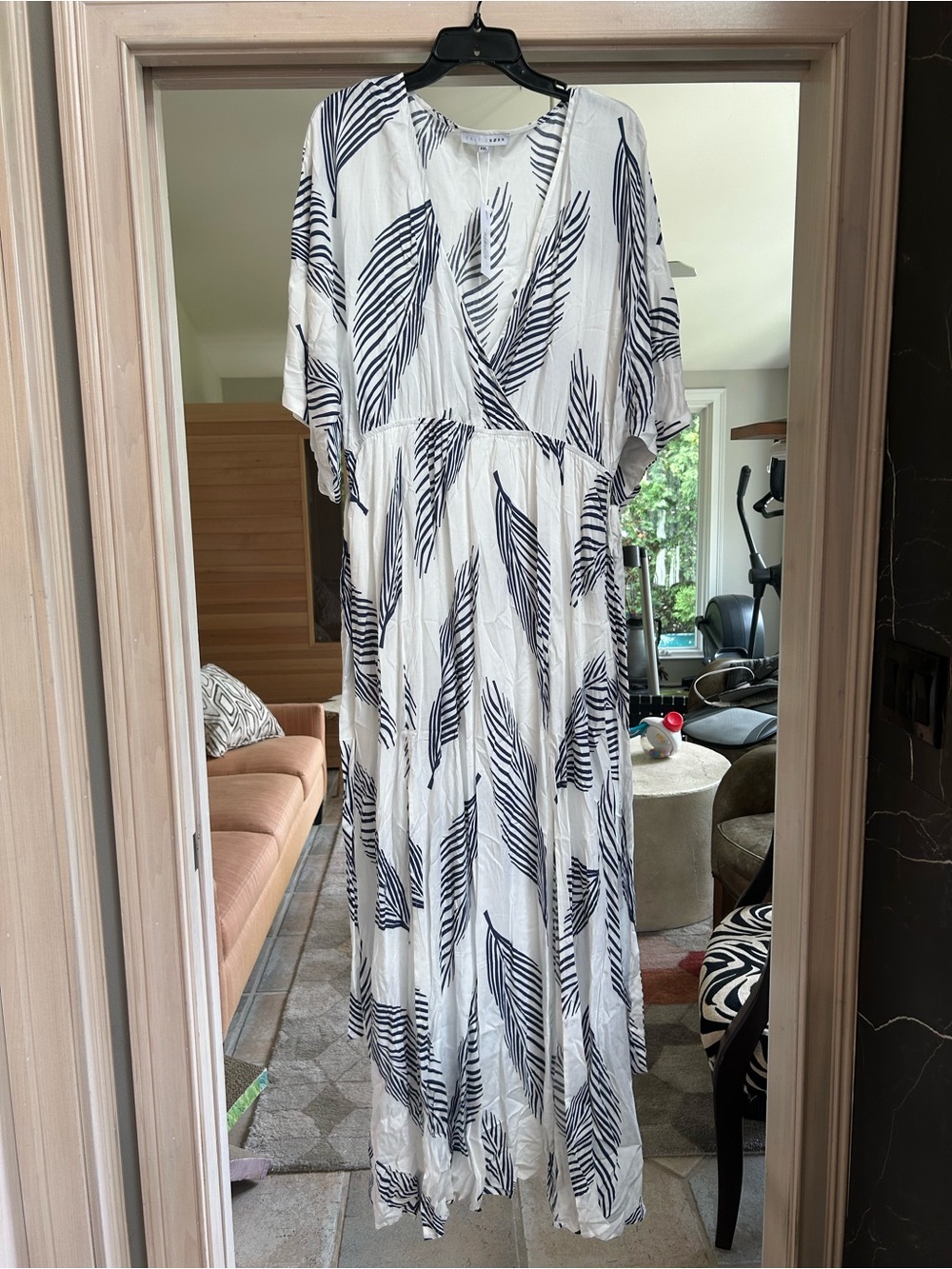 Baltic Born White Wrap Top with Navy Palm Print - Picture 2 of 3